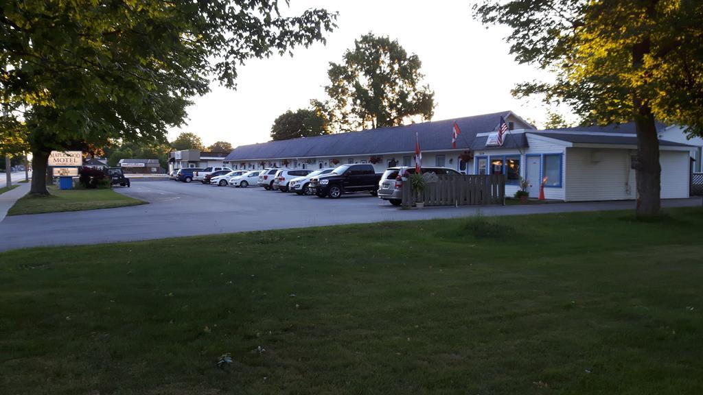 The Maplewood Motel Port Elgin Exteriér fotografie