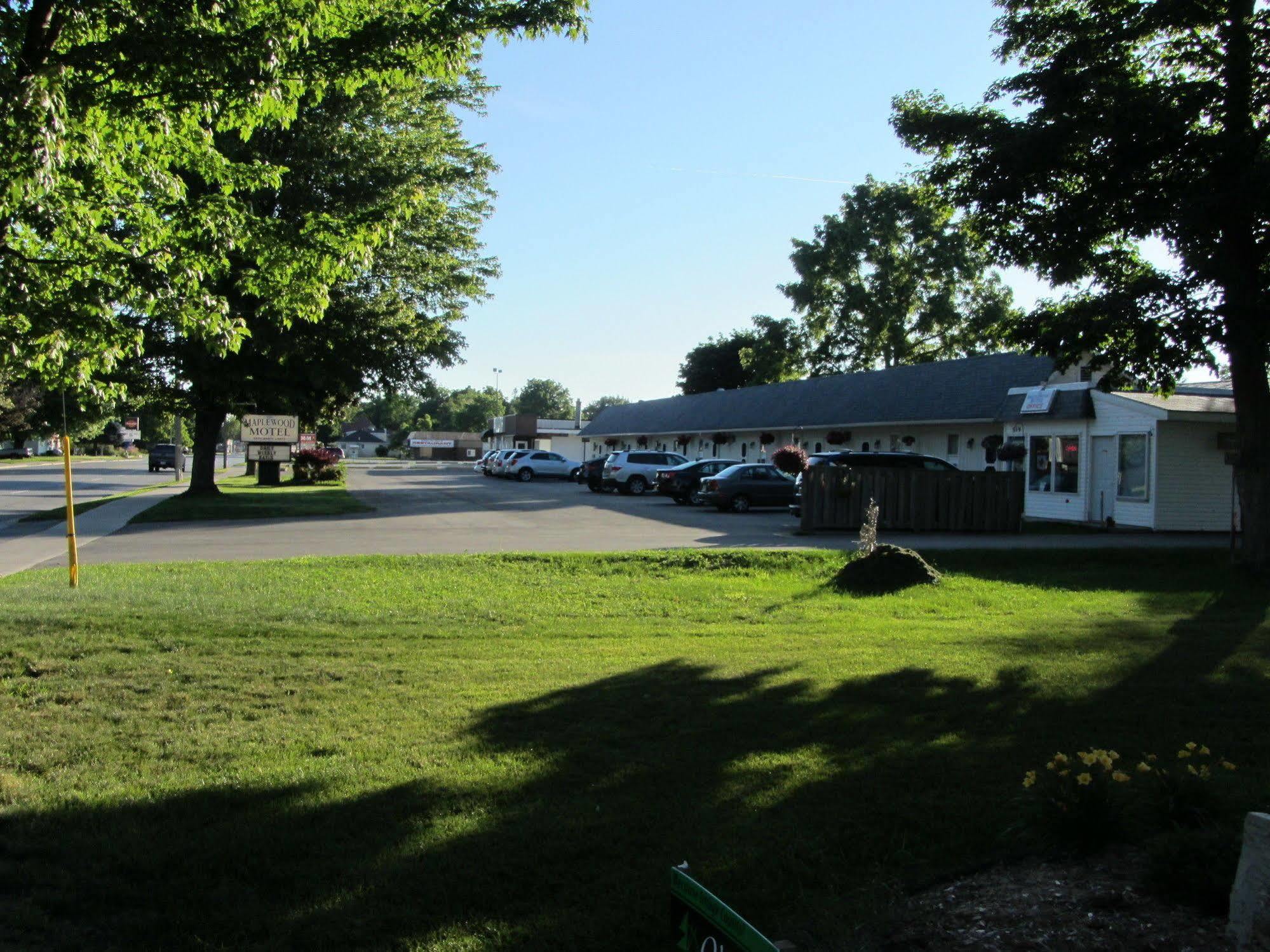 The Maplewood Motel Port Elgin Exteriér fotografie